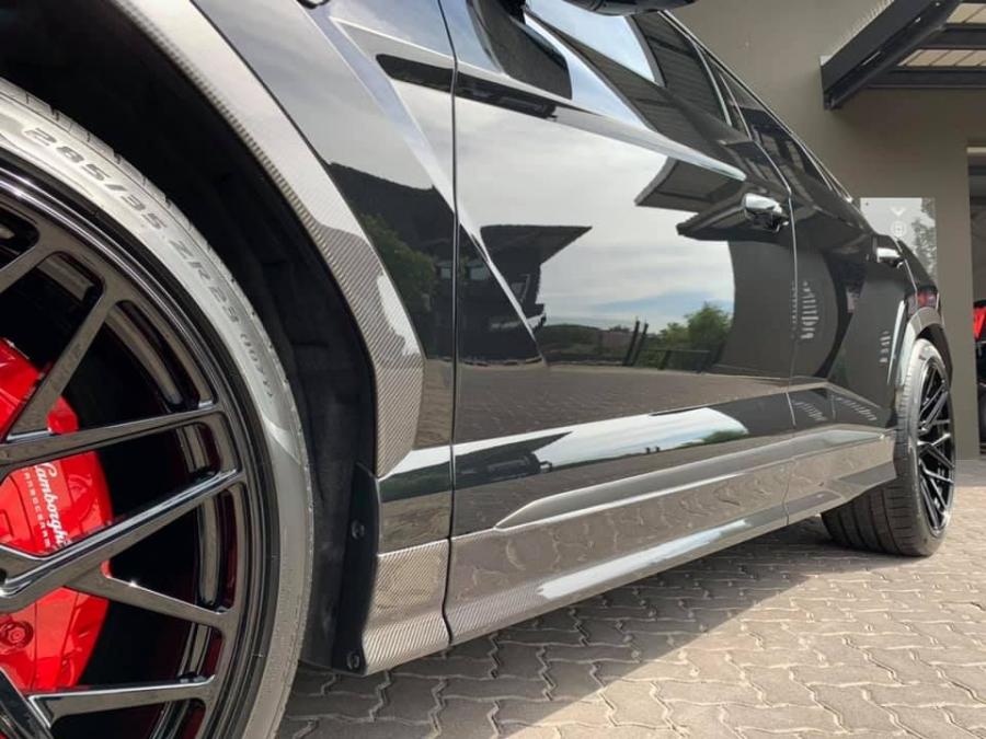 Детали экстерьера Lamborghini Urus by RACE! 2019 года  (фото 7 из 21)